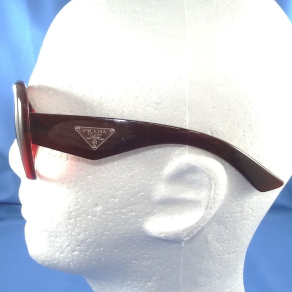 Prada SPR 32P MAX-0A7 Oversized Sunglasses - Picture 4 of 8